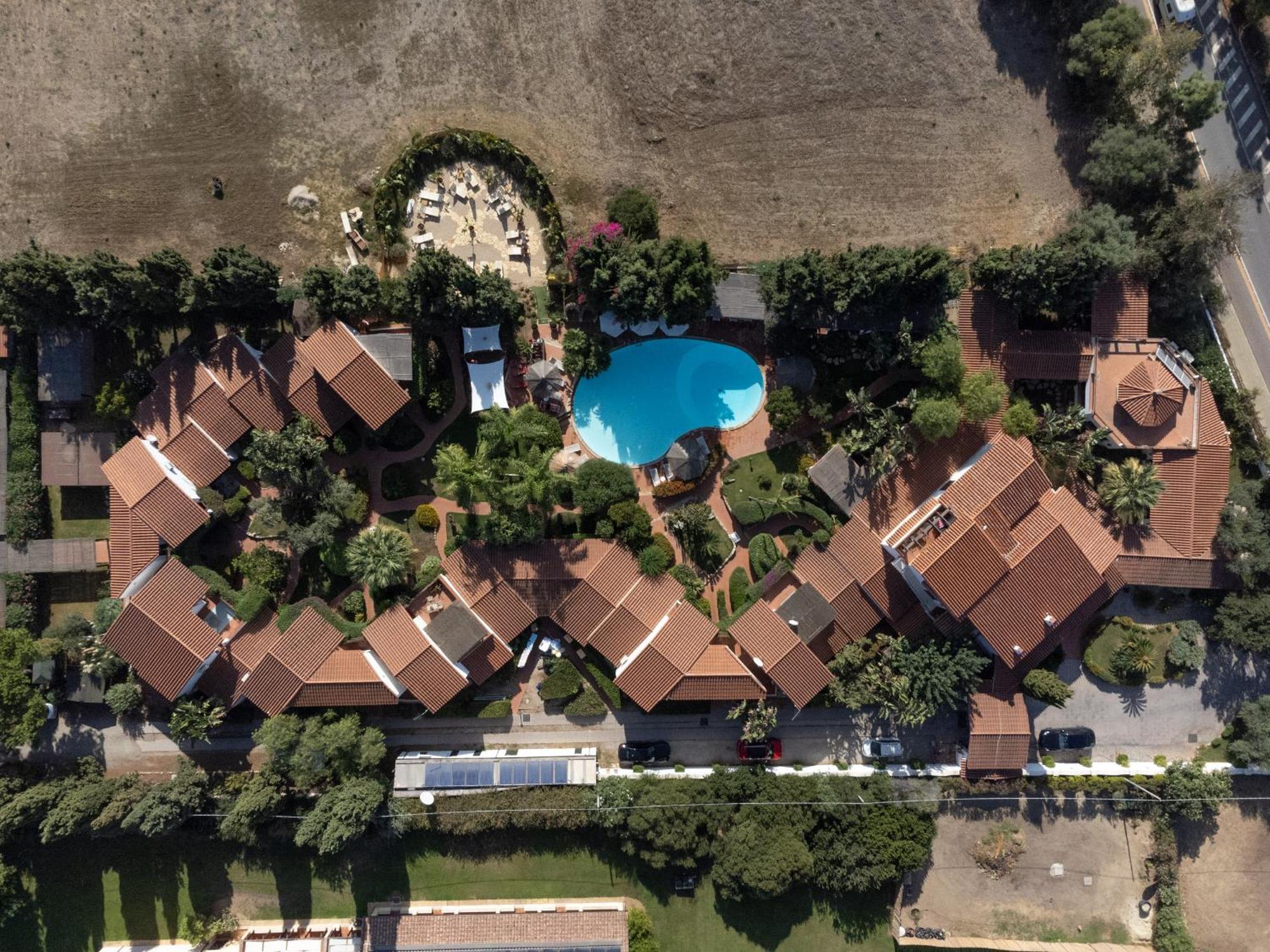 Nora Club Hotel & Spa Pula Kültér fotó