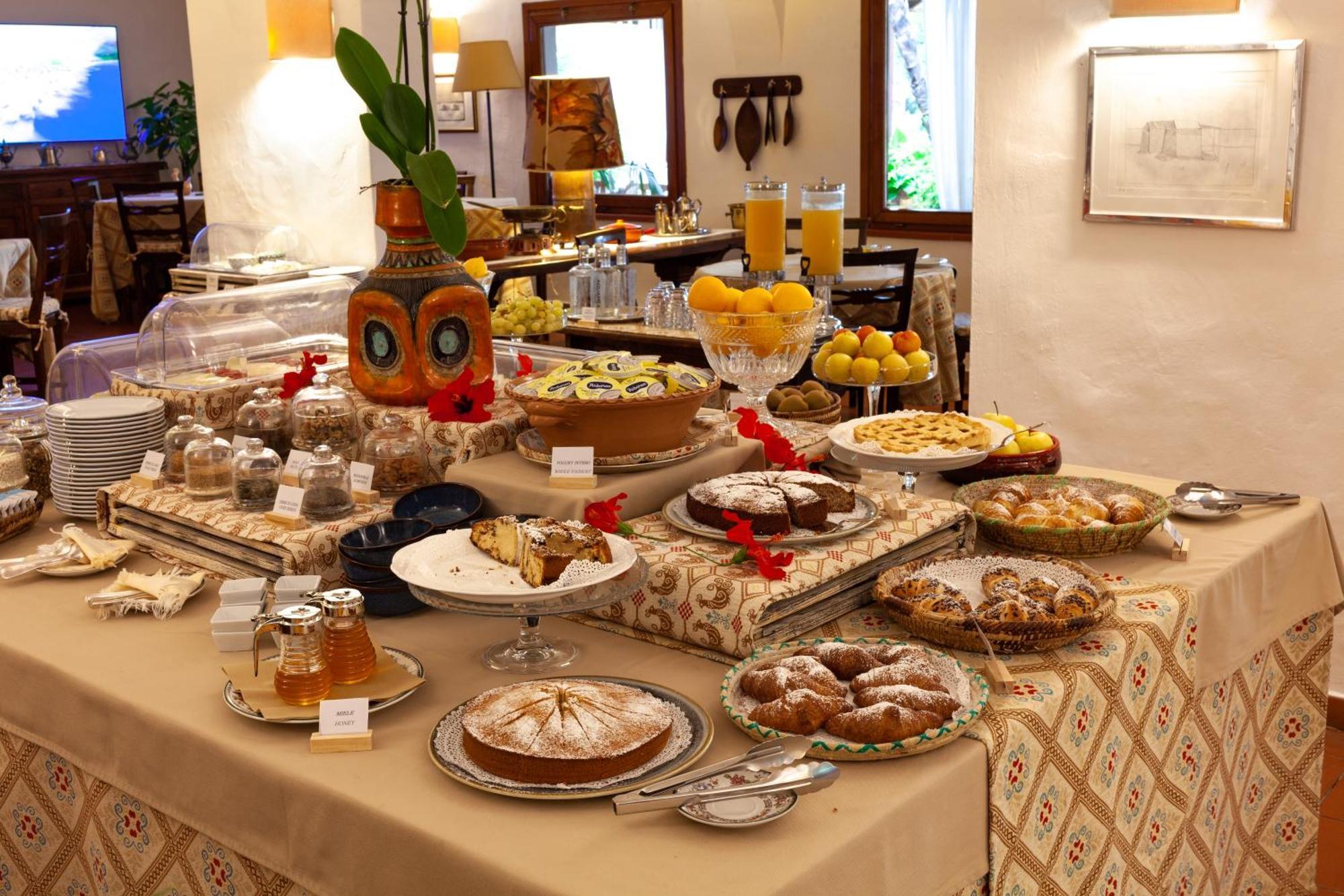 Nora Club Hotel & Spa Pula Kültér fotó